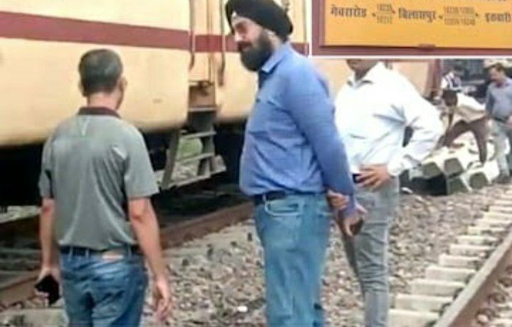 Railway accident in raipur Shivnath Express derailed in Chhattisgarh Dongargarh