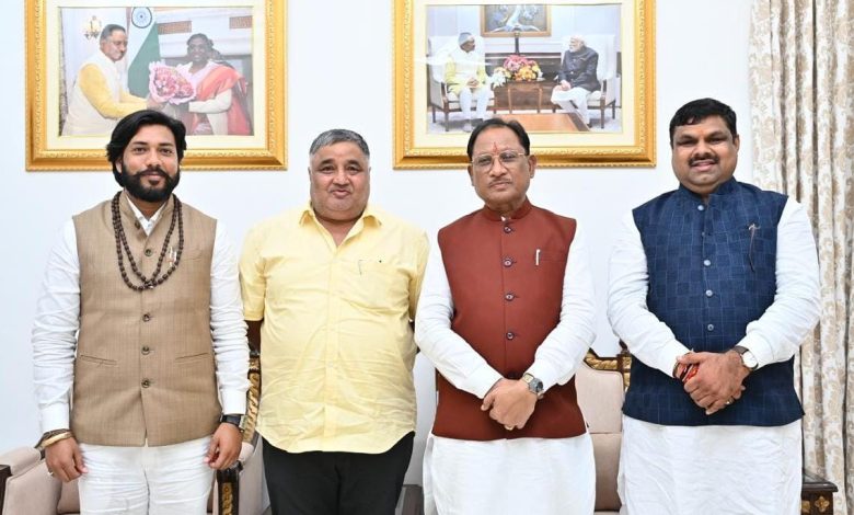 मुख्यमंत्री विष्णुदेव साय ने नए मंत्रियों को बांटे विभाग